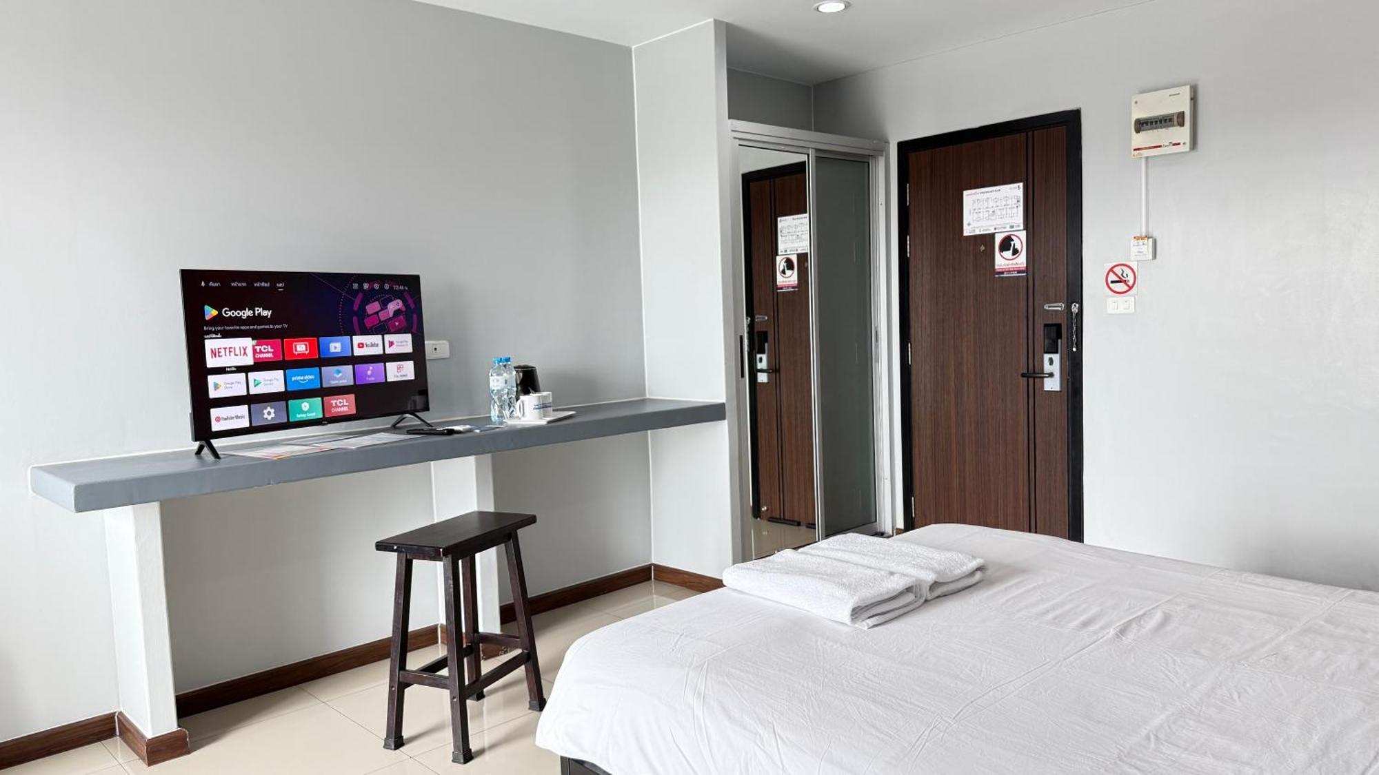 ฺbaan Paknam Hotel Samut Prakan Extérieur photo