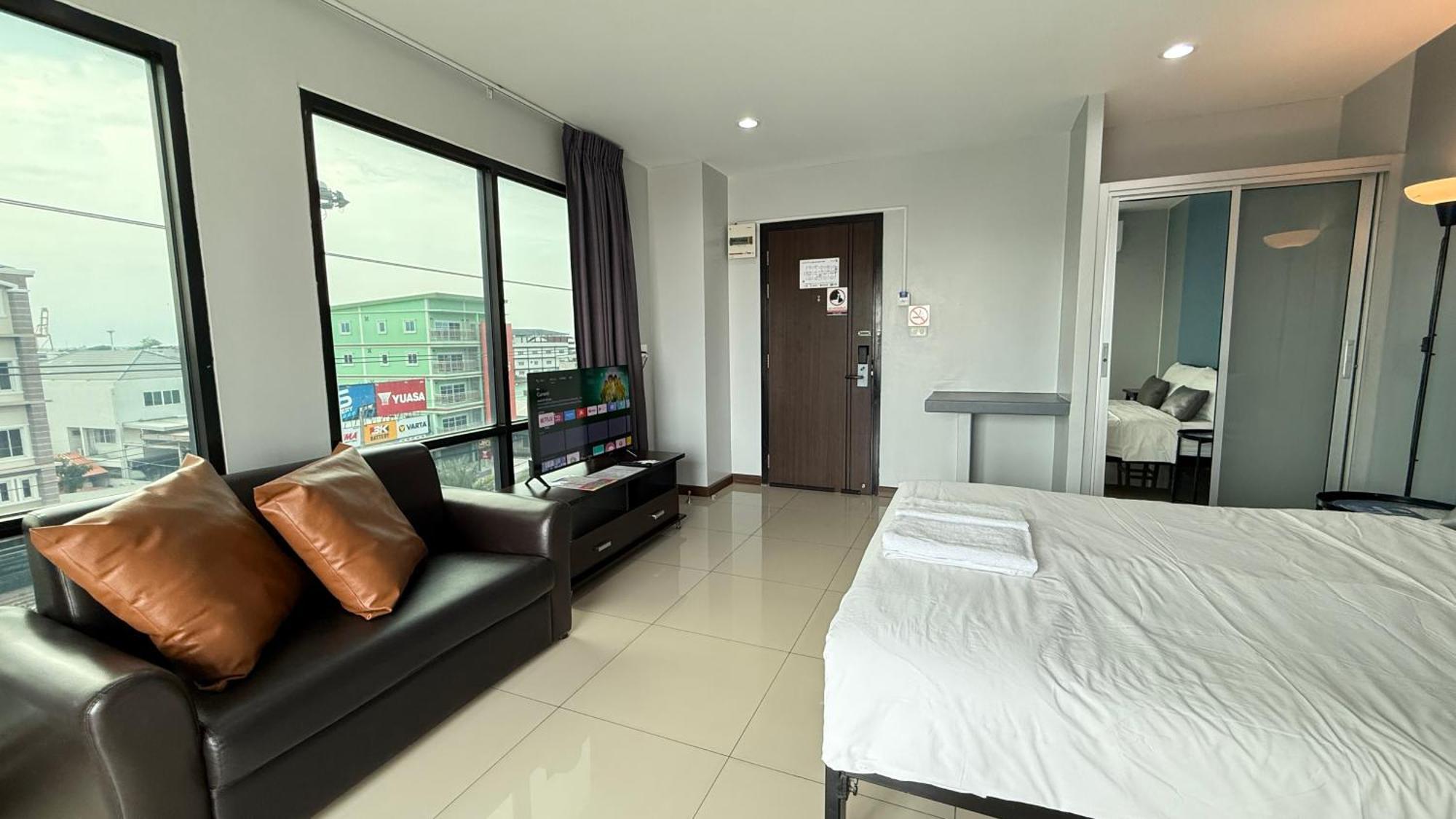 ฺbaan Paknam Hotel Samut Prakan Extérieur photo